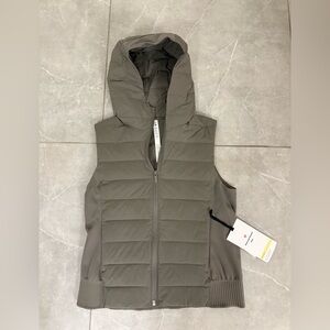 NWT Lululemon “Down and Around” puffer vest. Size 6.